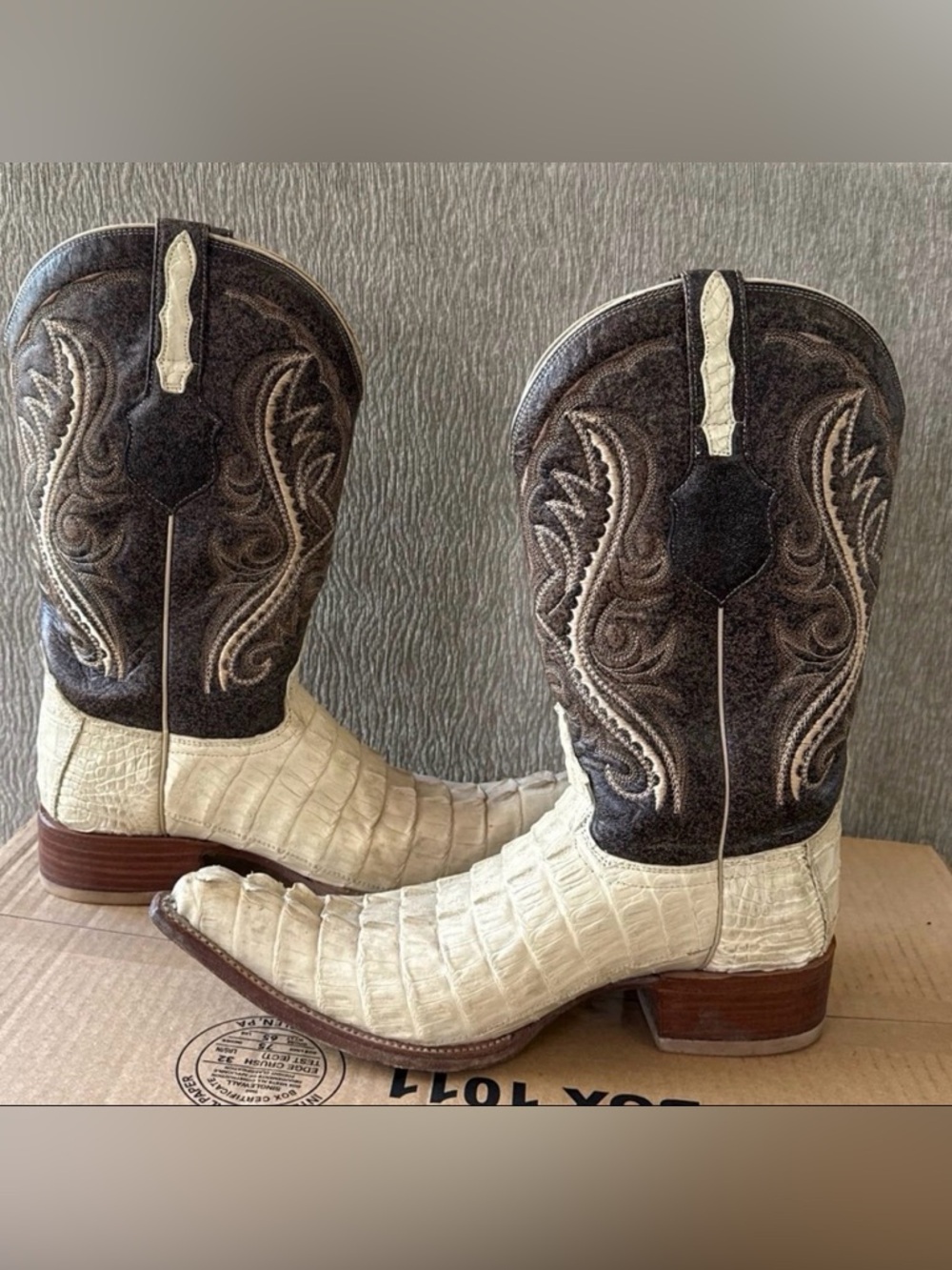 Lamasini Men Gator Tail Cowboy Boots: Ranchero Western Wear - Picture 6 of 12